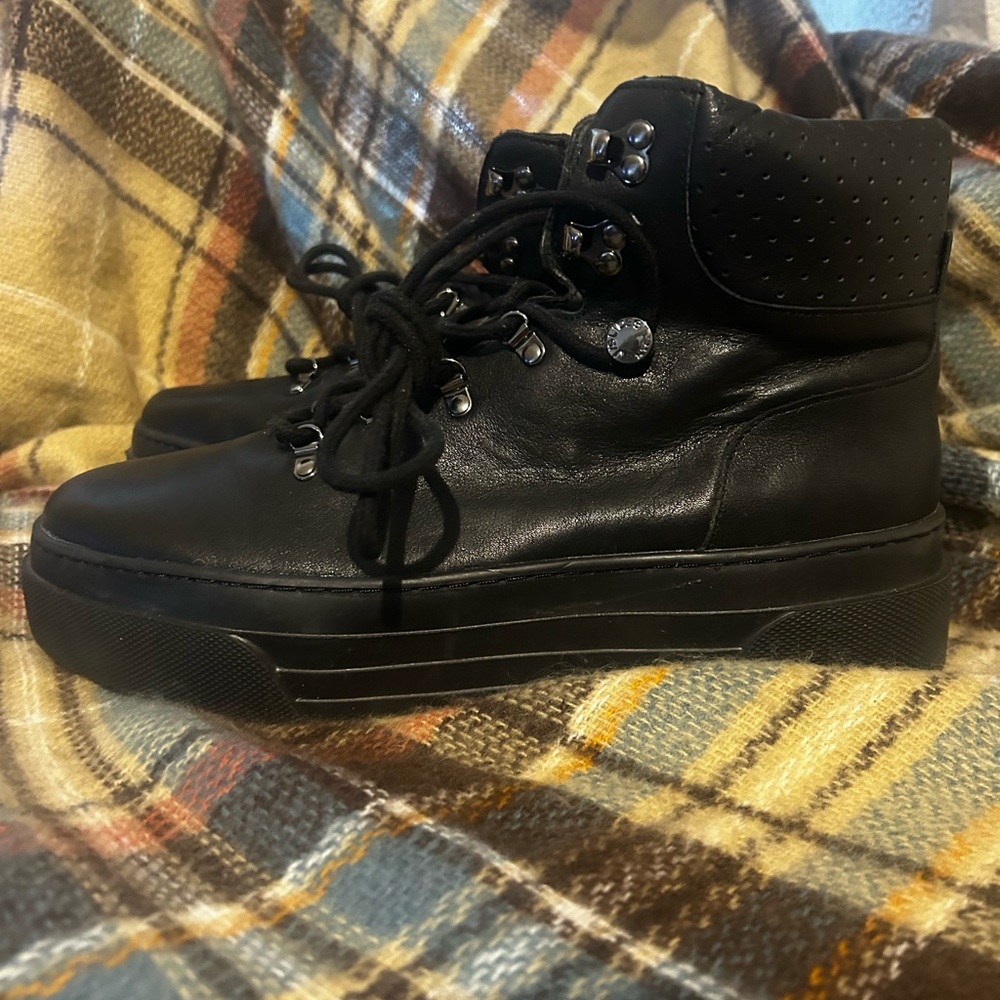 Jslides NYC platform sneakers 
Leather upper size 10